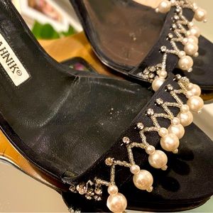 Classy, fun and festive Manolo heel